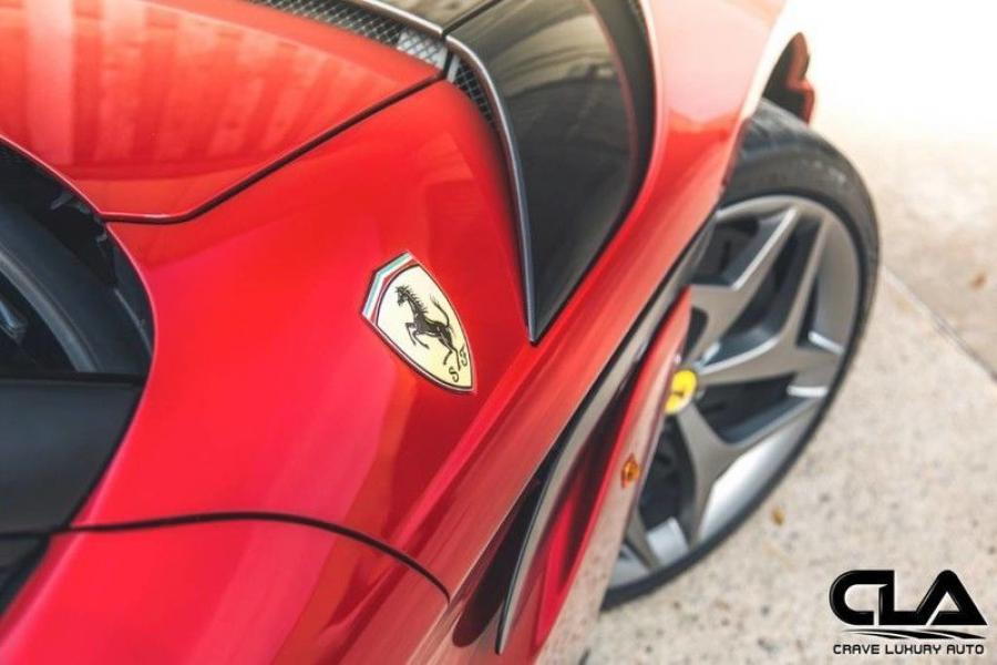 Детали экстерьера Ferrari SP30 2012 года  (фото 117 из 117)
